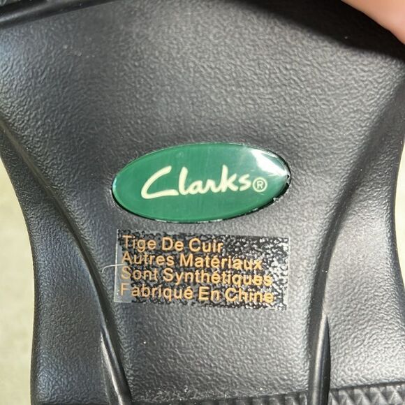 Clarks Slip Ons NWT M10.5 main image 6